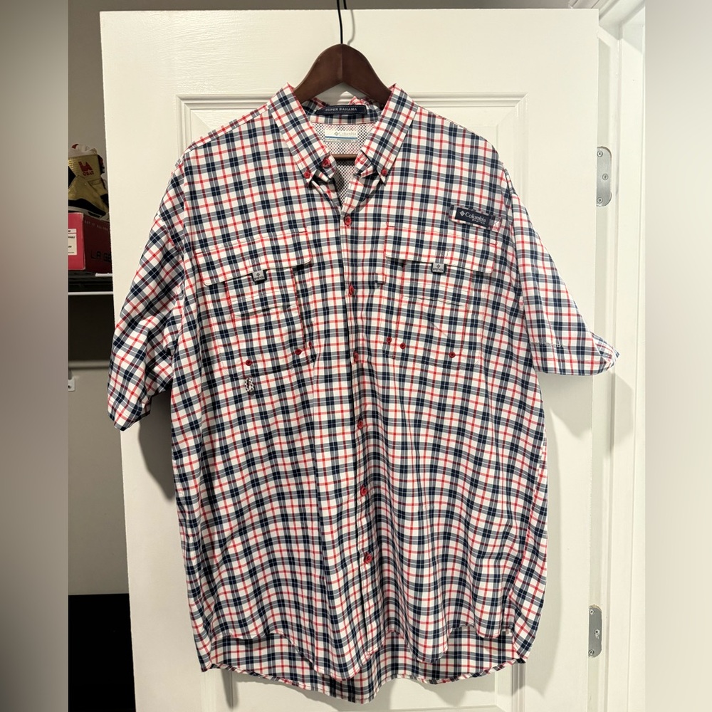 Columbia PFG button down (brand new)